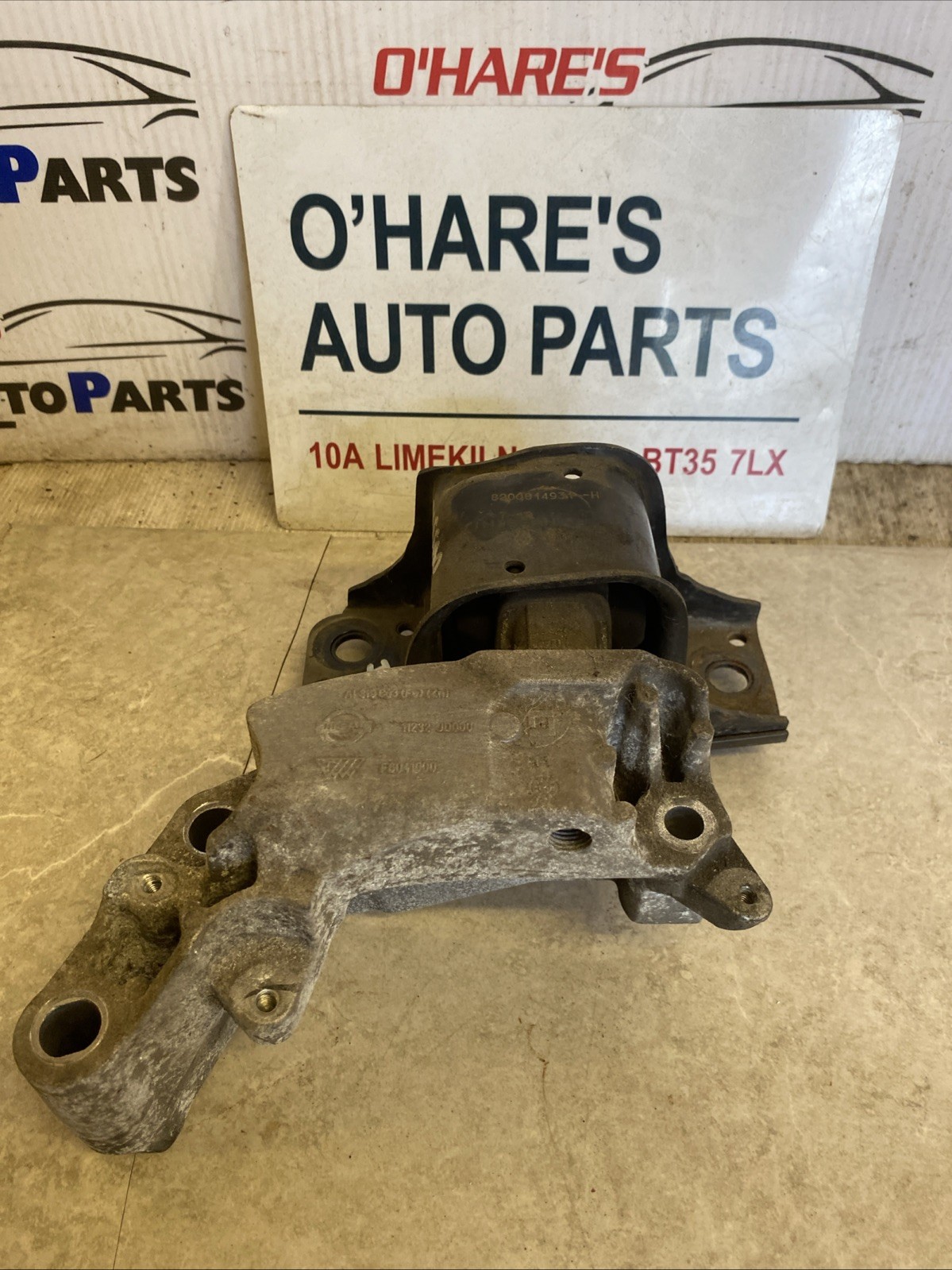 2010 Nissan Qashqai 1.6 Petrol Engine Mount Right Mounting 8200014931