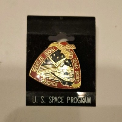 NASA Space Program Pin Shuttle Crew Names Astronauts & Space Travel Theme
