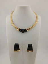 NAPIER 1980s goldtone omega chain black scalloped design necklace earrings set 