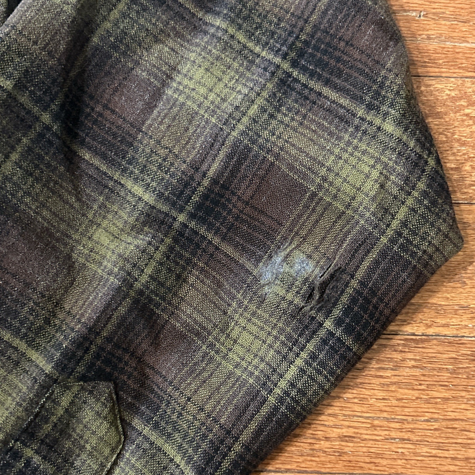 1960s Pendleton Shadow Plaid Loop Collar Button U… - image 2