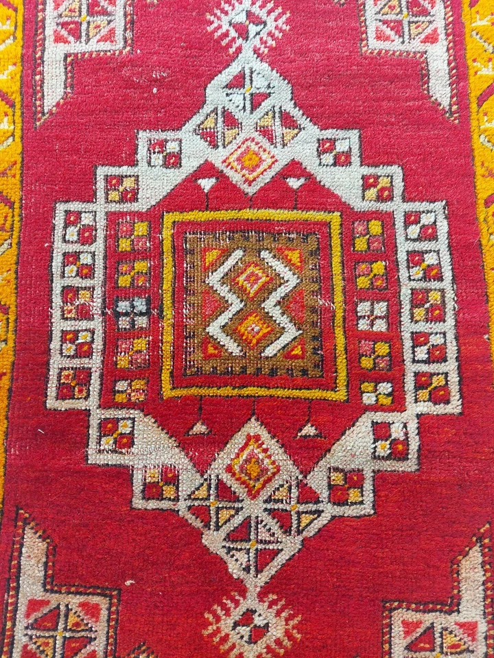 Antigua alfombra antigua de Anatolia colores naturales alfombra amarilla y roja alfombra coleccionable alfombra 2x3 Foto 4 de 4