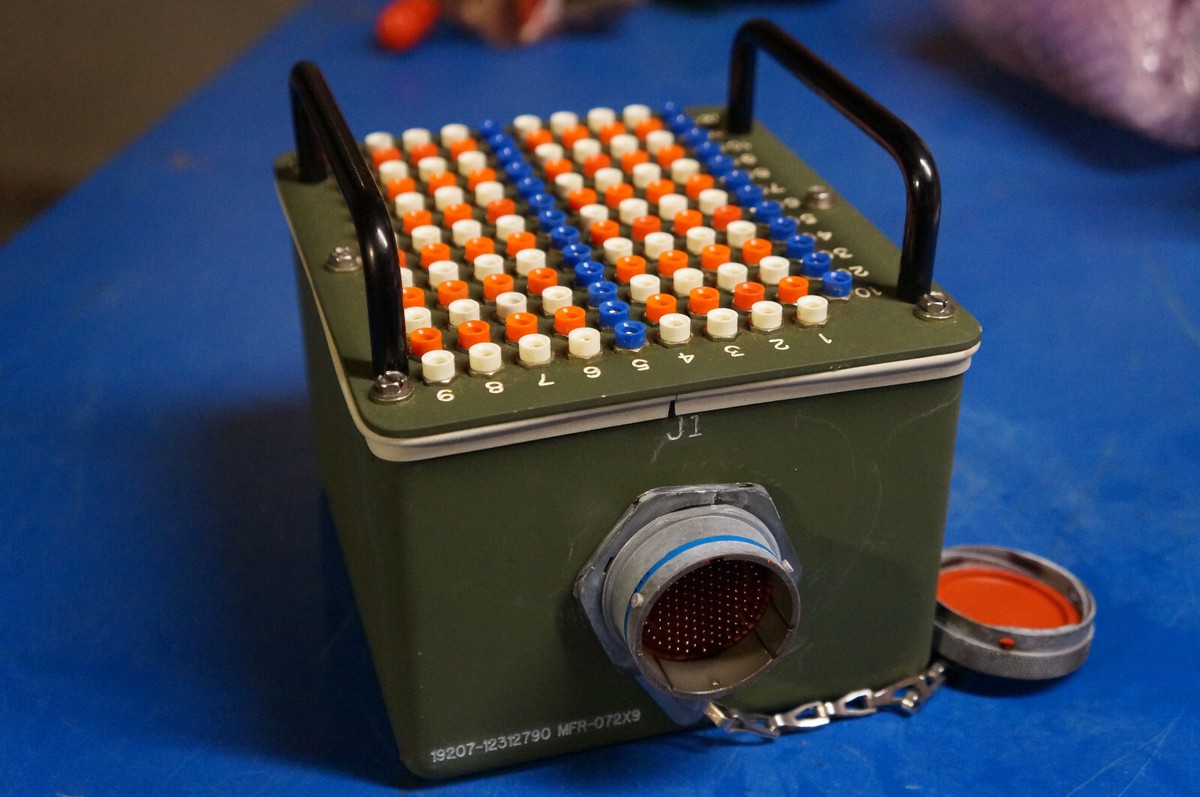 Military Electronic Breakout Box with 64-Pin Socket Connector 