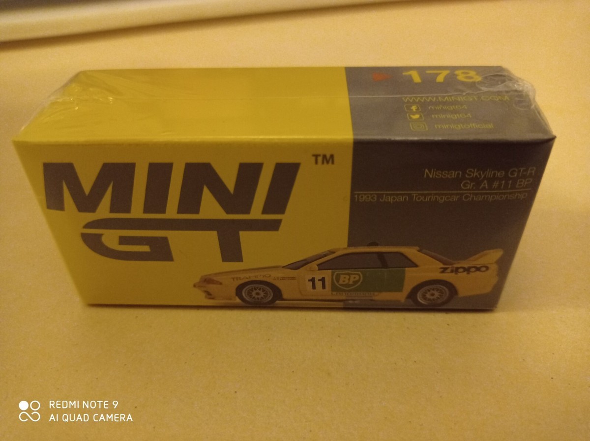 MINI GT 178 Nissan Skyline GT-R (R32) Gr. A #11 BP 1993