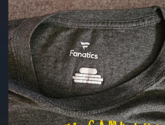 Michigan Fútbol 2024 Rose Bowl Juego Campeones-AIL TO THE VICTORS XL Camiseta Foto 4 de 4