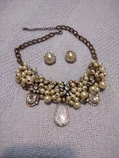 Vintage Faux Pearl Cluster Bib Choker Mesh Statement Necklace/Judy Lee Clip Ear