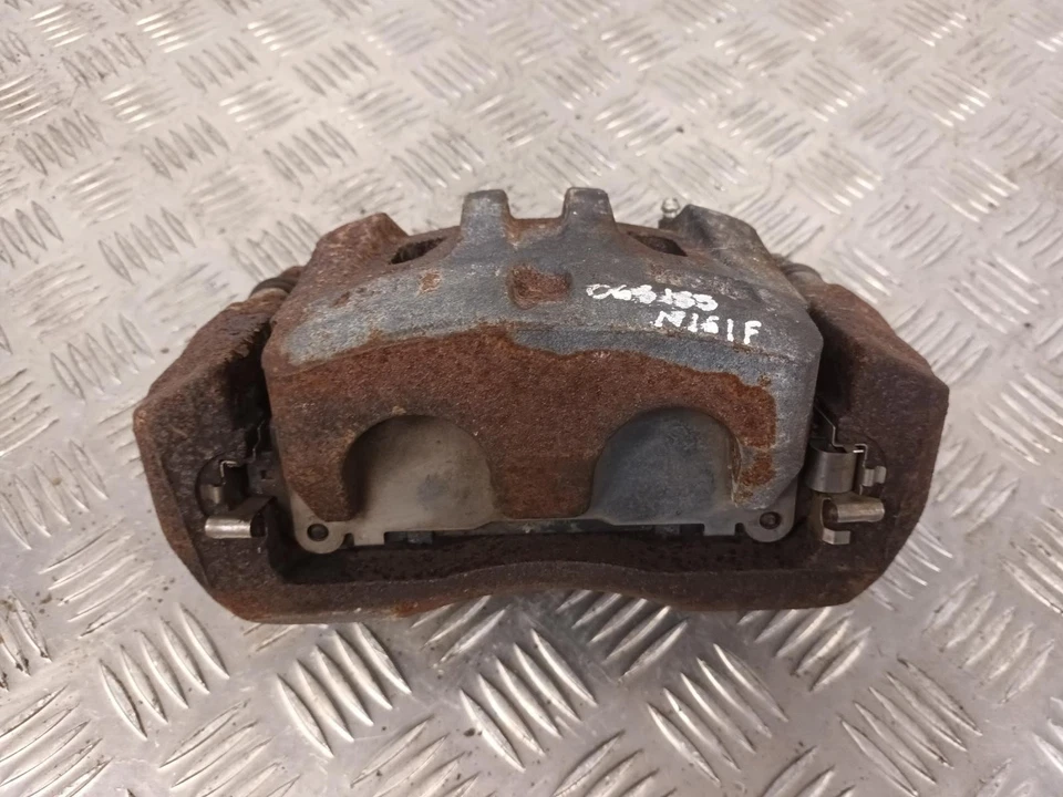 Pinza de freno delantera pasajero izquierdo lexus nx300h 14-21 mk1 n/s 4775048110 492707 Foto 2 de 4