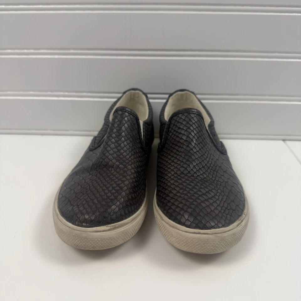 Umi Ava Niños 12 Zapatos Informales Negro Cuero de Caimán Punta Redonda Tenis Sin Cordones Foto 2 de 4