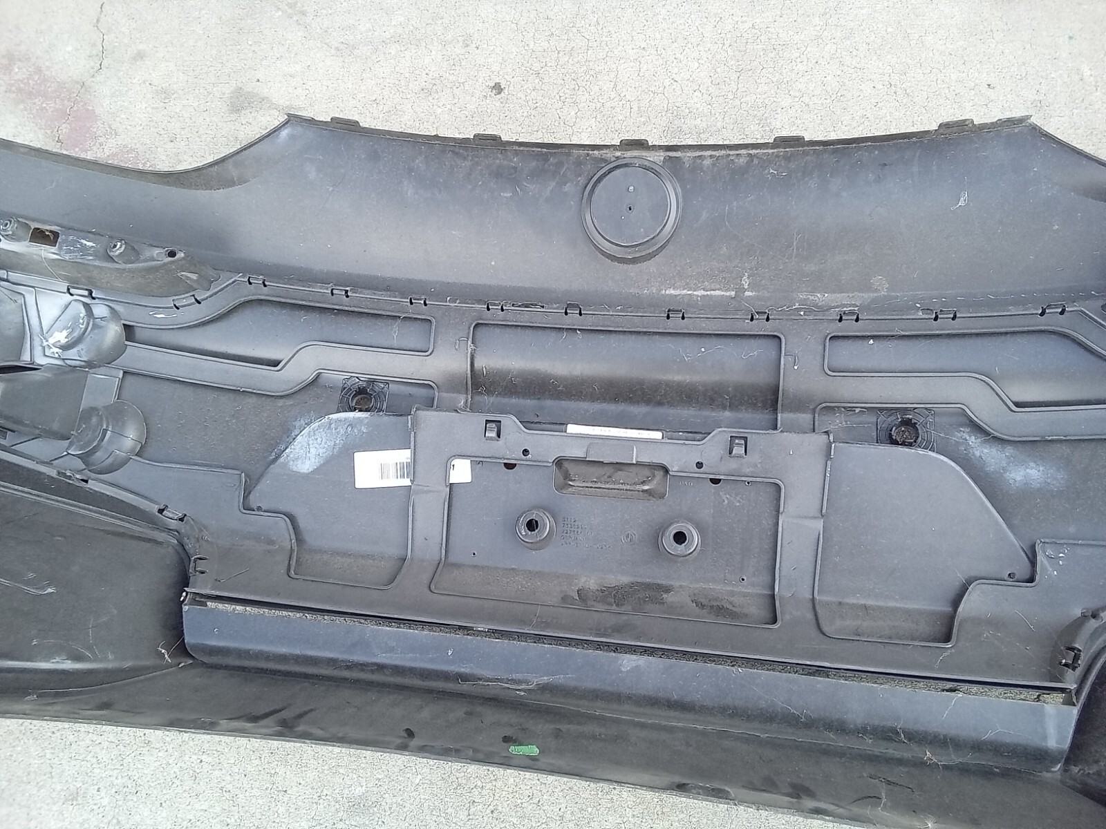 2014-2019 BMW I8 OEM REAR BUMPER COVER ASSEMBLY PROTONIC FROZEN BLACK