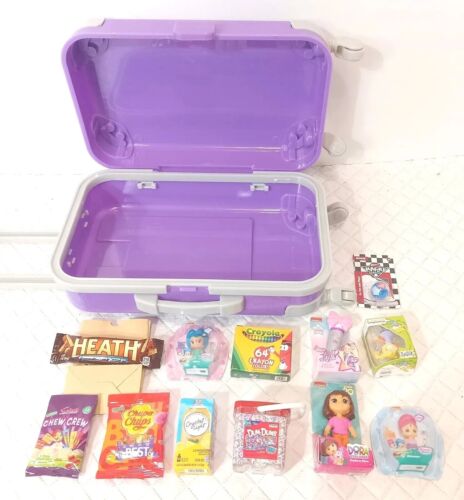 ☄️Zuru MINI FOOD Candy TOYS Lot Luggage Heath Bar Dora Gum Sweettarts Chupa - Afbeelding 1 van 8