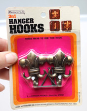 RARE VTG Homecraft 3n'1 Hanger Hooks #678081 Fleur De Lis 1.75" Made in USA NOS