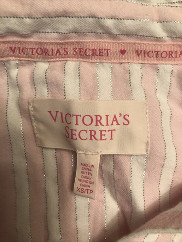Victoria’s Secret Pink White Lurex Stripe Night Sleep Shirt Button Up Sz XS - Picture 4 of 4