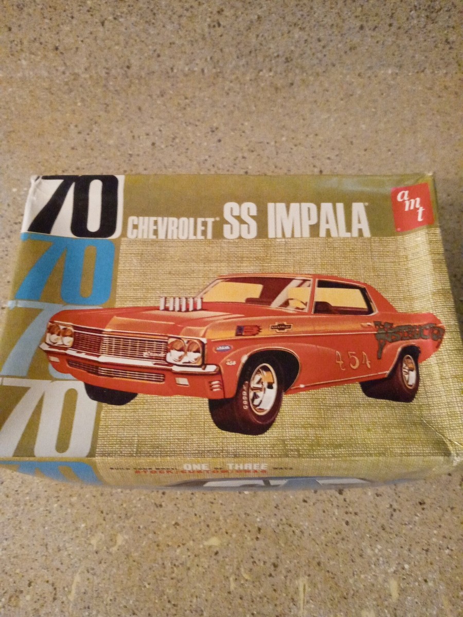 amt 1/25 1970 chevrolet impala 完成品 AMT 1970 Chevy Impala Fire Chief 1:25 Scale Model Kit