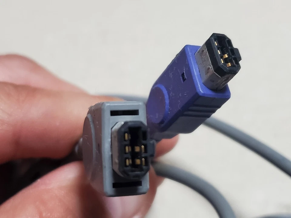 Genuine Nintendo Gameboy Advance Cable Multiplayer AGB-005 GBA Official OEM Link - Image 4 of 4