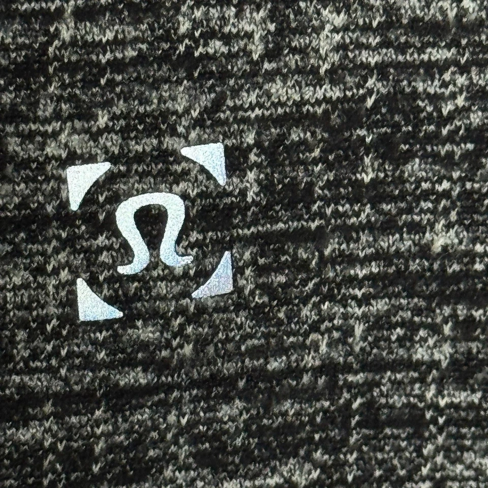 Lululemon Surge Warm 1/2 Zip Men's Size Medium - Image 4 of 4