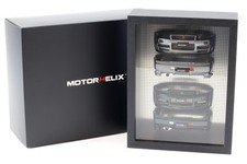 1:18 MOTORHELIX Nissan Skyline R34 Pare-Chocs Cadre Display En Métallique + Vert