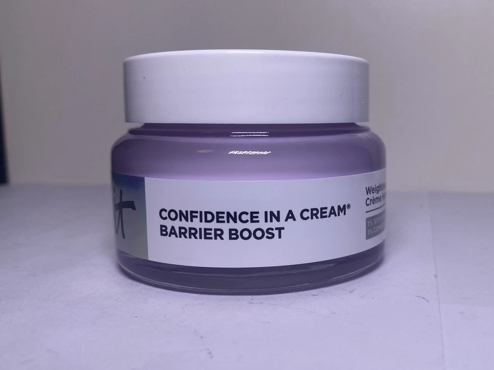 IT Cosmetics Confidence In A Cream BARRIER BOOST, DAILY REPAIR MOISTURIZER - Image 3 of 4