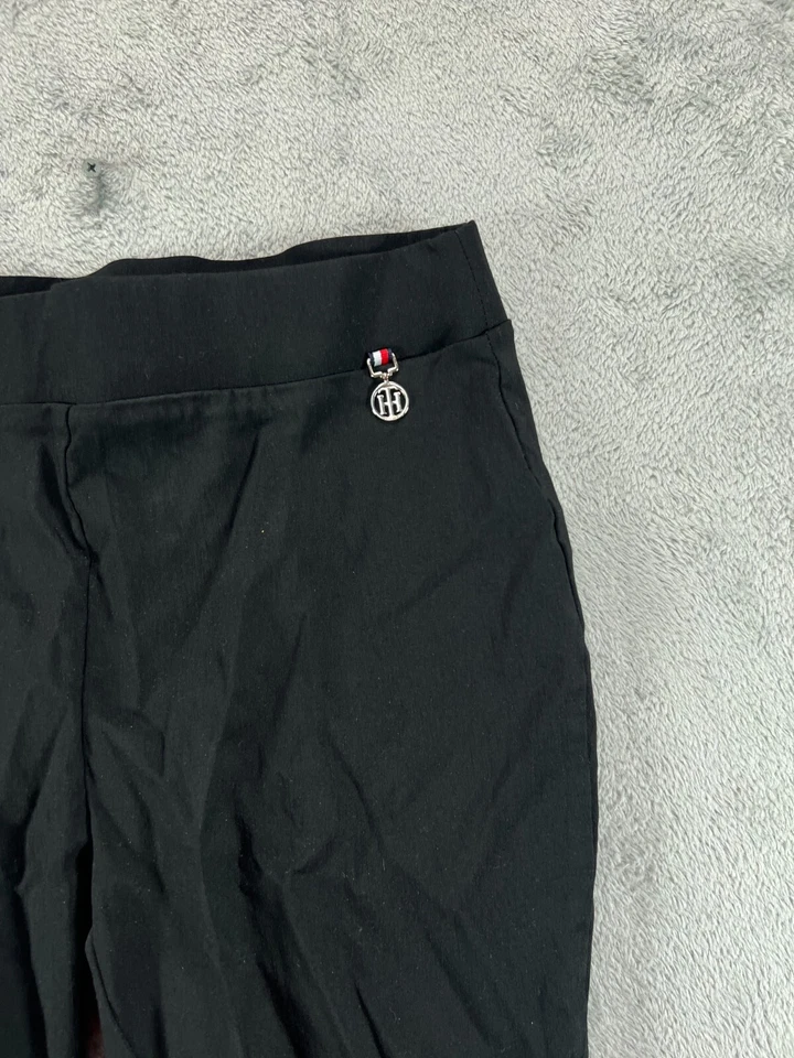 Calça Feminina 4 Tommy Hilfiger Preta Magra Elástica Puxar Cintura Média Logotipo - Imagem 3 de 4