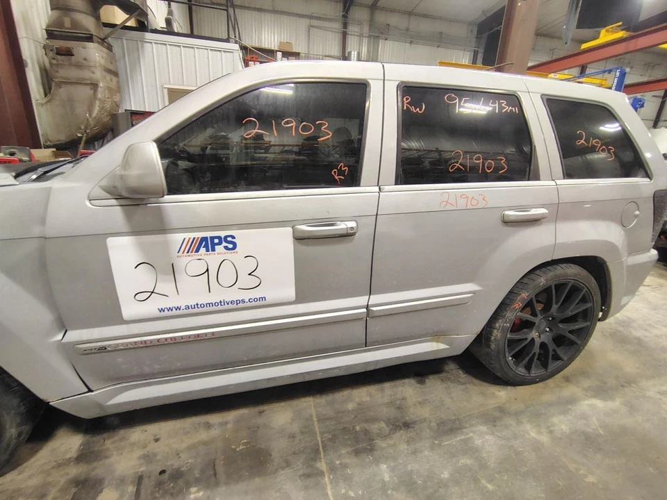 05 - 10 Jeep Grand Cherokee Starter E845055 Foto 2 de 4