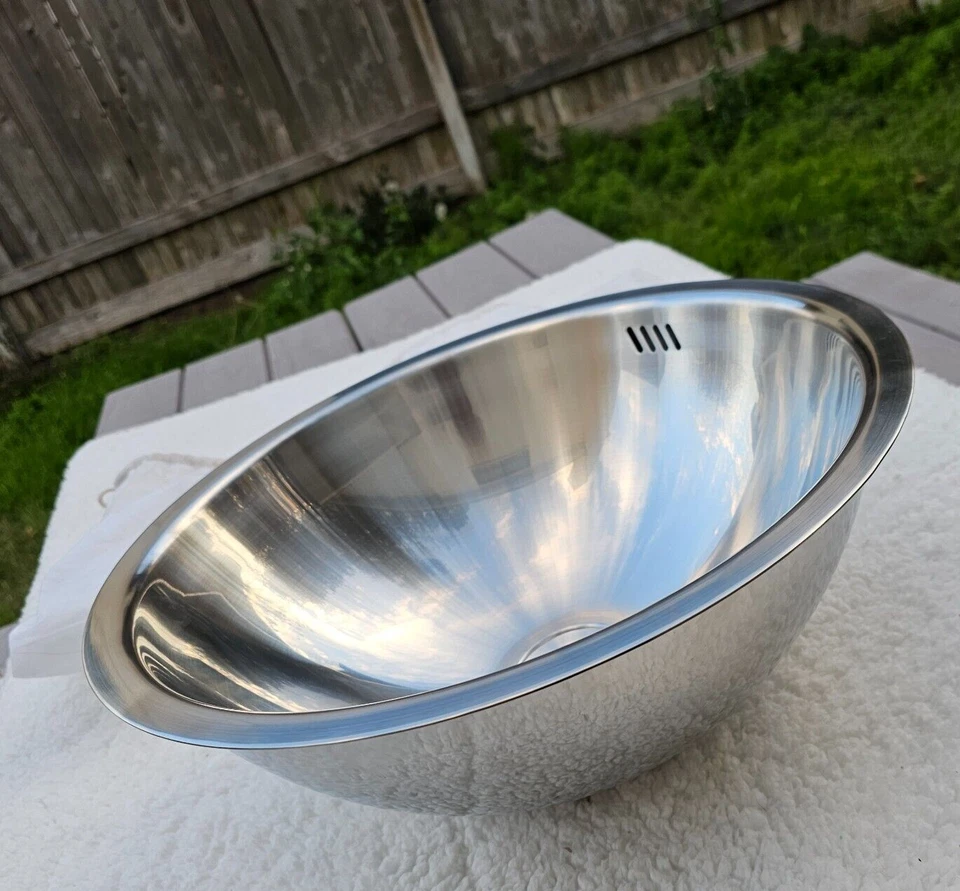 GOURMETIER KUR16167BN LAGUNA STAINLESS STEEL SINGLE BOWL UNDERMOUNT KITCHEN SINK - Image 2 of 4