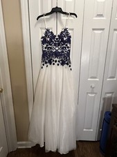 BLONDIE NITES JUNIORS WHITE/ NAVY BLUE PROM DRESS- Size 5