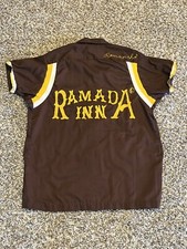 Vintage 1960/70s Hilton Bowling Shirt Size 38 Embroidered