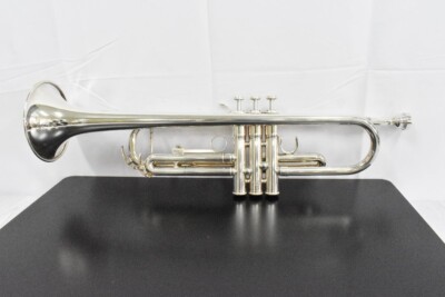 YAMAHA YTR2335 トランペット　YTR-2335 ケース付き YAMAHA YTR-233 純正ソフトケース付き YAMAHA YTR-233 純正ソフト
