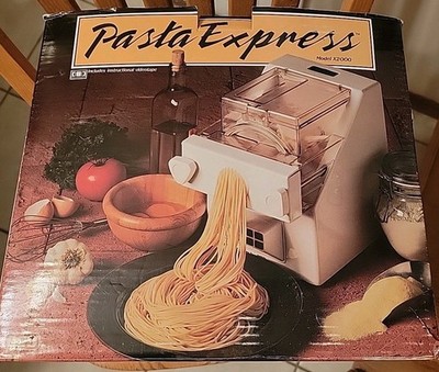 CTC Pasta Express Pasta Maker X2000 Works Great Included All Pasta Accessories 