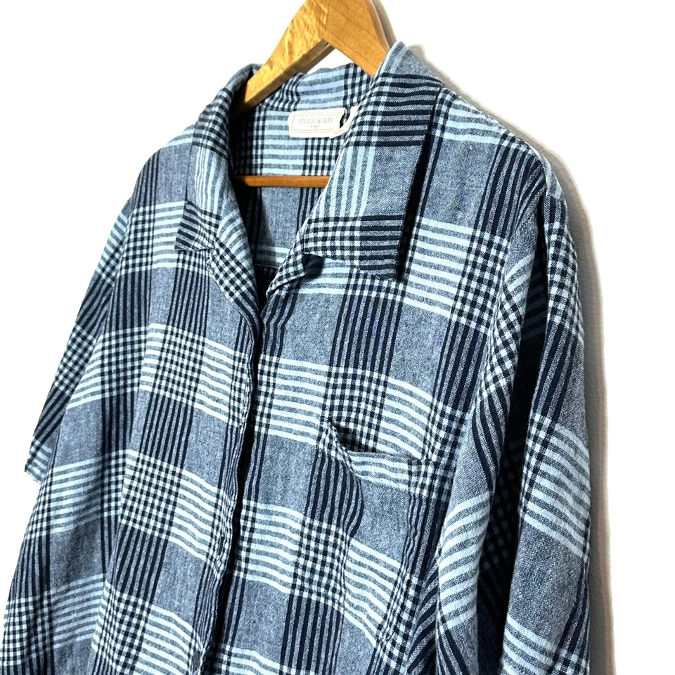 STUDIO WORKS Shirt Women's 3X Blue Plaid Linen Rayon Button Up Short Sleeve Top - Image 3 of 4