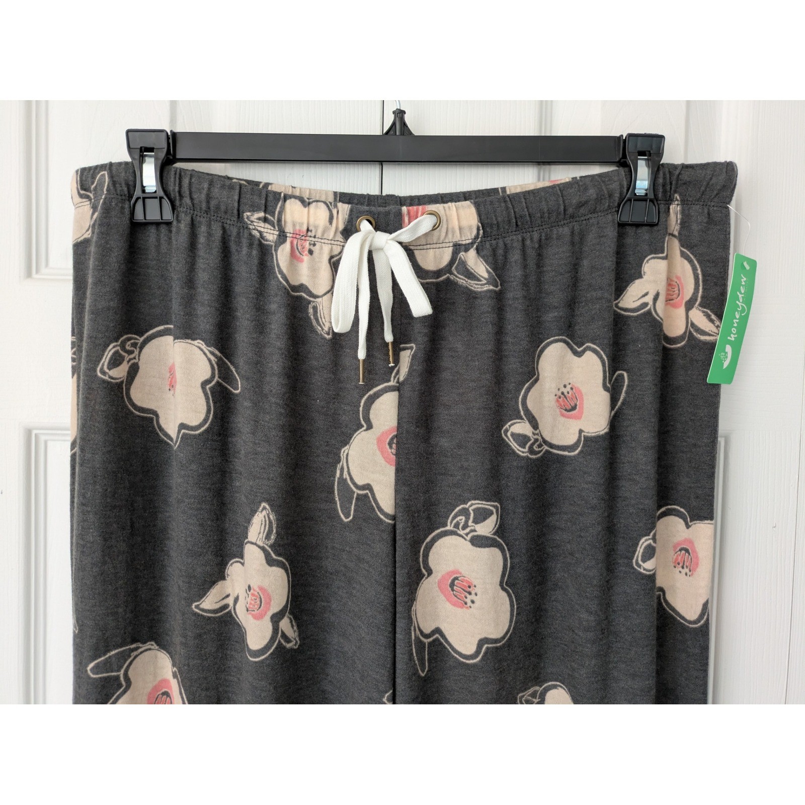 Honeydew Star Gazer Lounge Set Pajamas Size XL Black Magnolias NWT