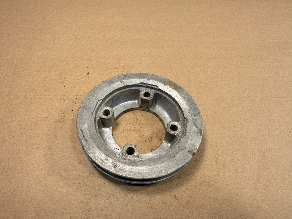 Jaguar XKE E-Type virabrequim polia V única original do fabricante de equipamento original C14589 - Imagem 3 de 4