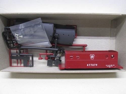 BOWSER # 54020 ~ PENNSYLVANIA N-5c CABOOSE # 477879 ~ ESCALA HO | Zustand: New