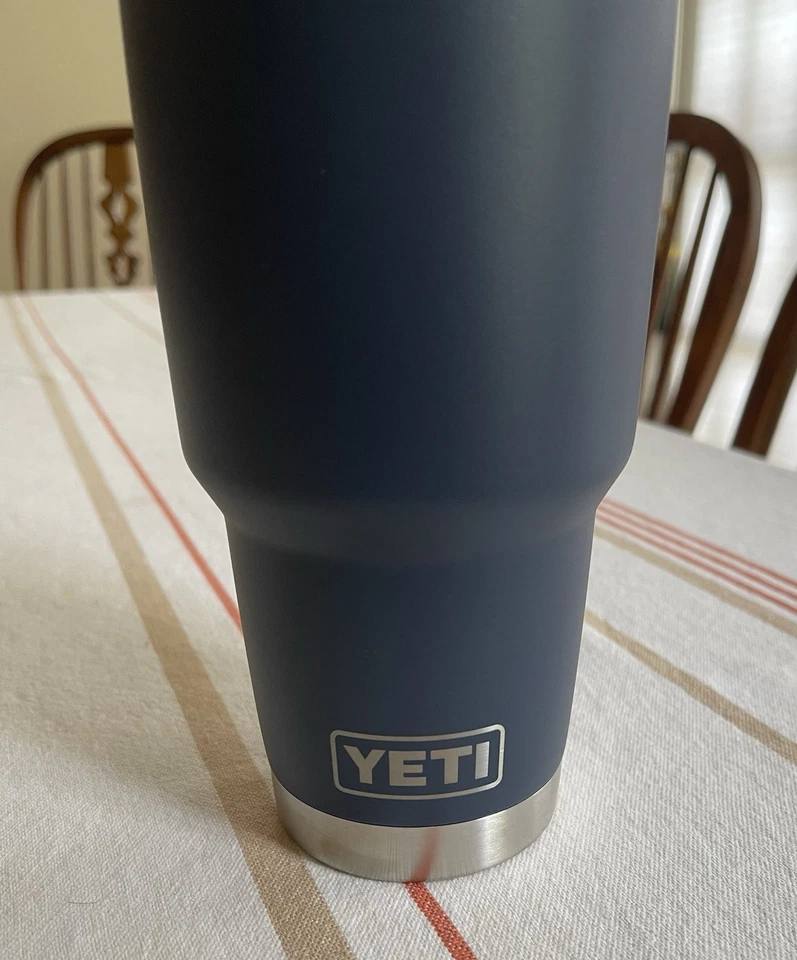 "Nuevo vaso termo YETI logotipo de los Chicago Cubs 7,5"" alto pegatina MLB" Foto 4 de 4