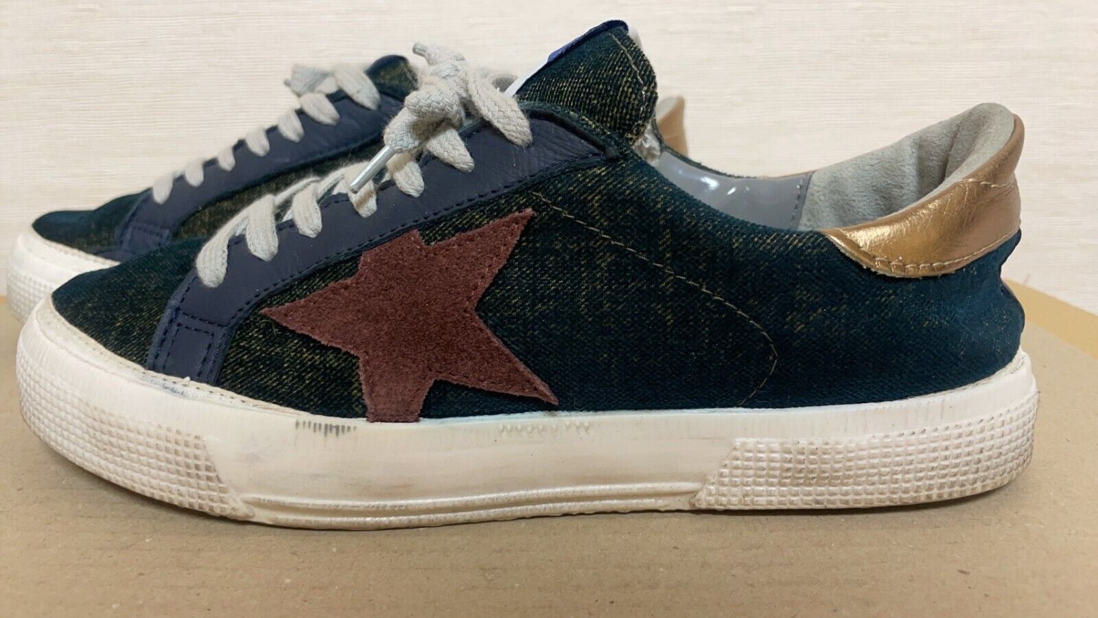 Foto 6 di 20