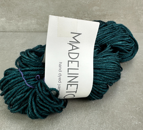 New MADELINETOSH Yarn Hank NORWAY SPRUCE 100% SW Merino Wool 225 Yards HAND DYED
