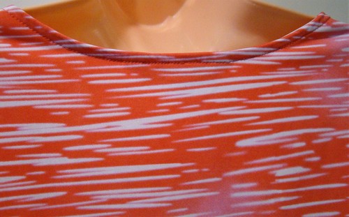 "Emerson " Pink & white top - cowl neck - striped design - sleeveless - Size 16 - Picture 6 of 8