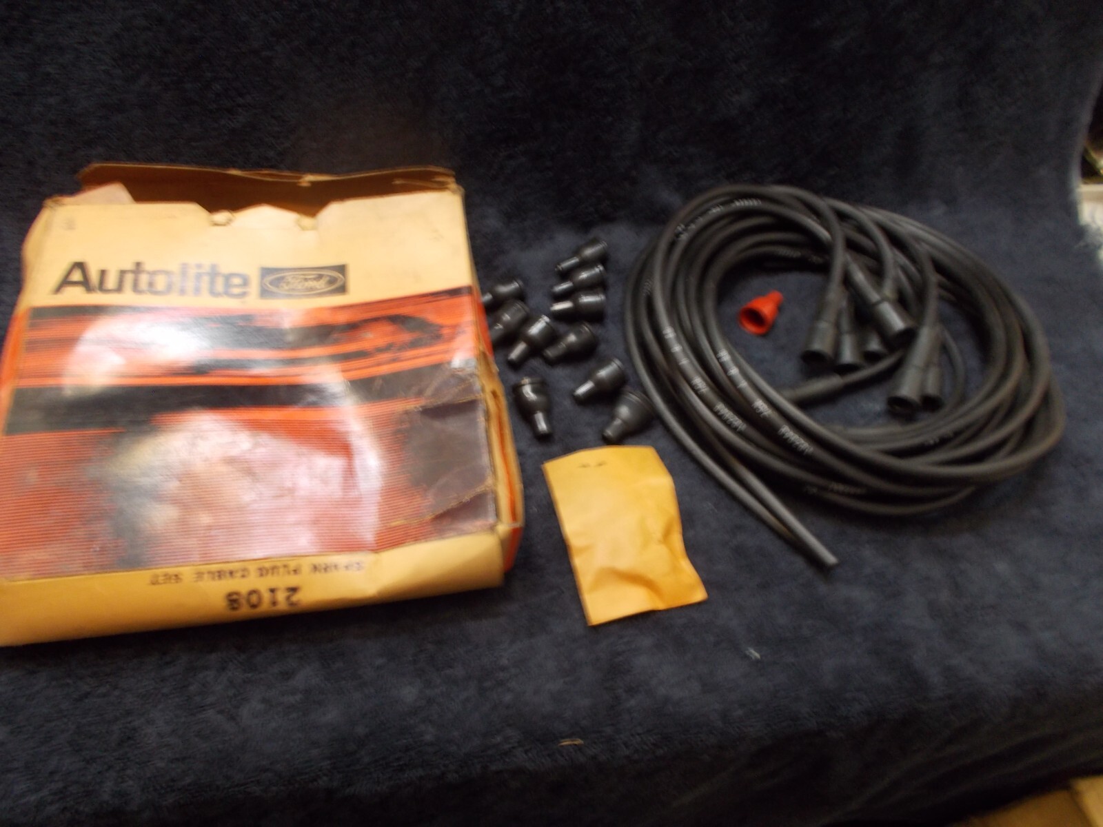 NOS AUTOLITE FORD V8 Solid Core Spark Plug Wires 2108 Nipples Clips
