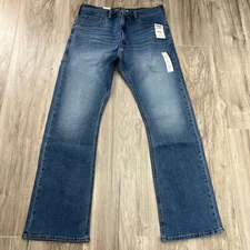 Signature by Levi Strauss & Co. Gold Label Men's Bootcut Fit Jeans 36x32