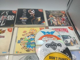 Sega Dreamcast Console  HKT-3000 Bundle 20 beautiful girl Games 2 Controller JP