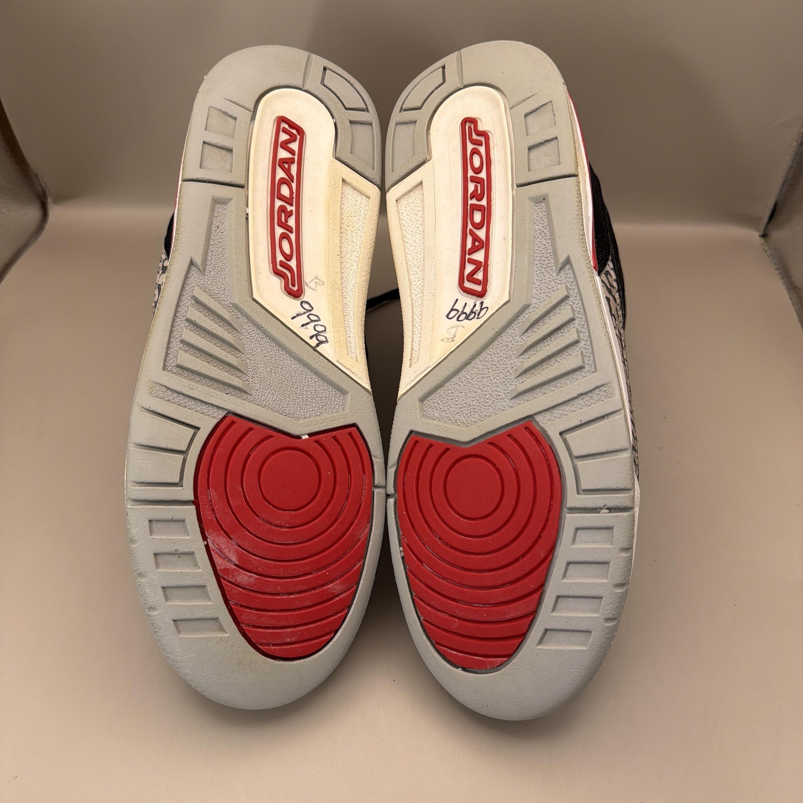 Nike Jordan Legacy 312 Shoes Youth Size 7Y Black Red Basketball AT4040-060 thumbnail 9