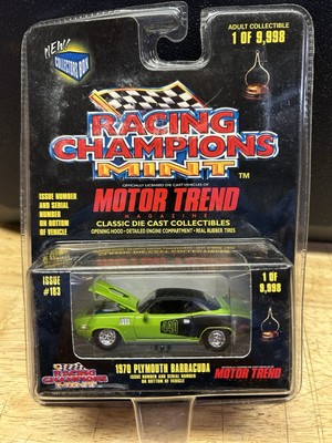 1:64 1970 PLYMOUTH BARRACUDA RACING CHAMPIONS MINT MOTOR TREND