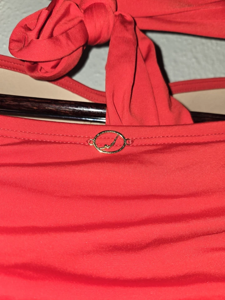 Traje de baño Jantzen JZSS4029 para mujer rojo fruncido sólidos vamp de una pieza talla EE. UU. 8 (43) Foto 3 de 4