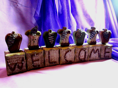 Vintage Primitive Wooden Blocks ''WELCOME'' Apples Country Farmhouse Rustic