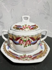 Vizavi Soup / Bouillon lidded single serving bowl with Saucer