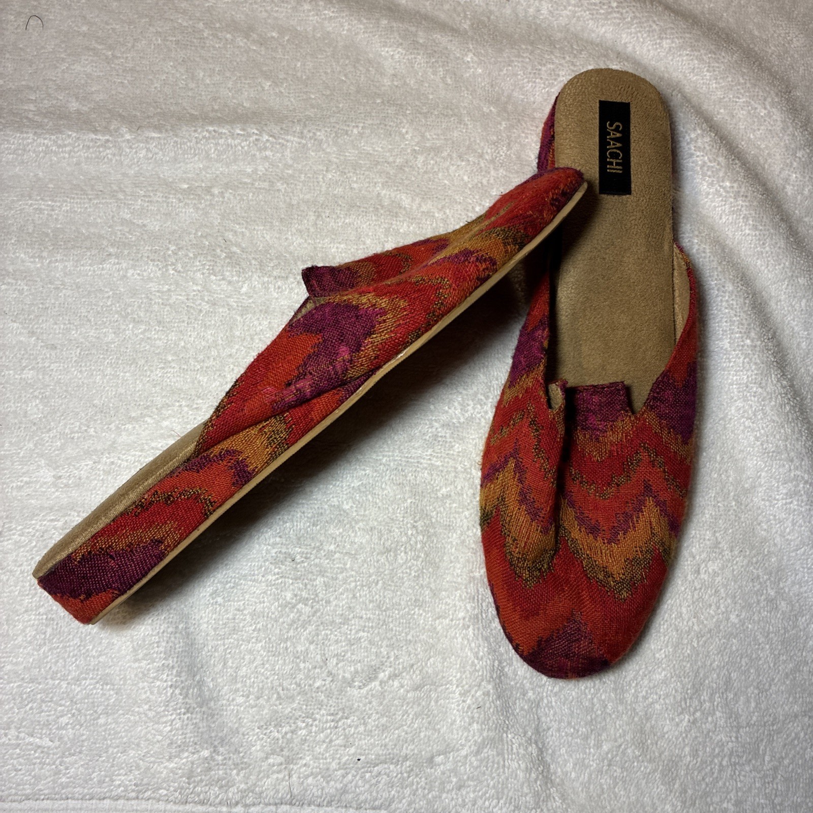 SAACHI Multicolor Zigzag Pattern Slippers - Made … - image 4