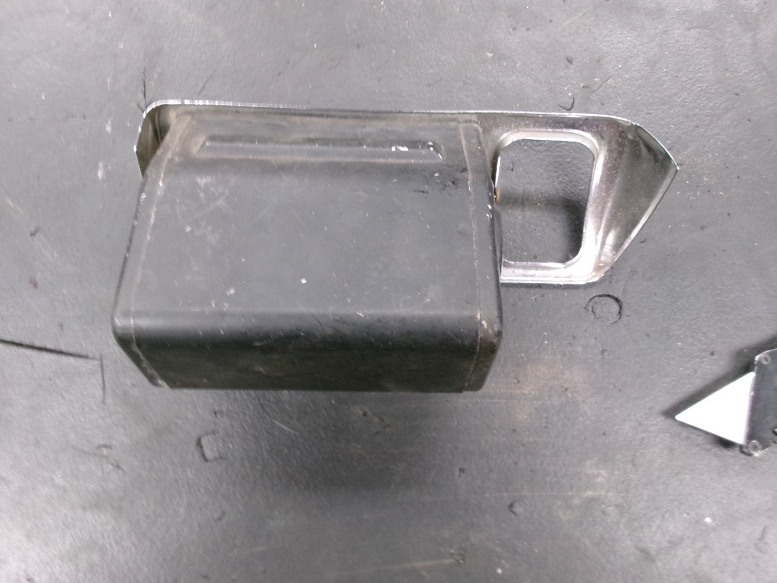 Rolls-Royce Silver Shadow REAR+LEFT Ashtray