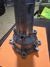 241 C Gm Gmc Transfer Case Rear Bearing Retainer 90-91 Passenger Vss Rare C16969 241 C Gm Gmc Transfer Case Rear Bearing Retainer 90-91 Passenger Vss Rare C16969