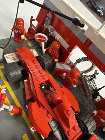 Vtg LEGO Racers: Ferrari F1 Pit Set (8375) Set Complete 2004 Retired
