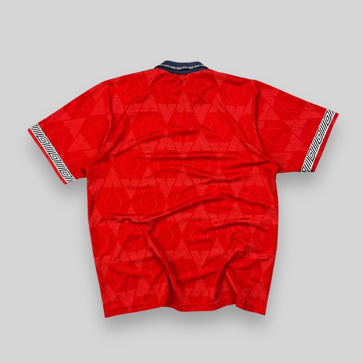 Vintage 90s 1990-92 England Umbro RepliKit Away Kit T Shirt Red XL