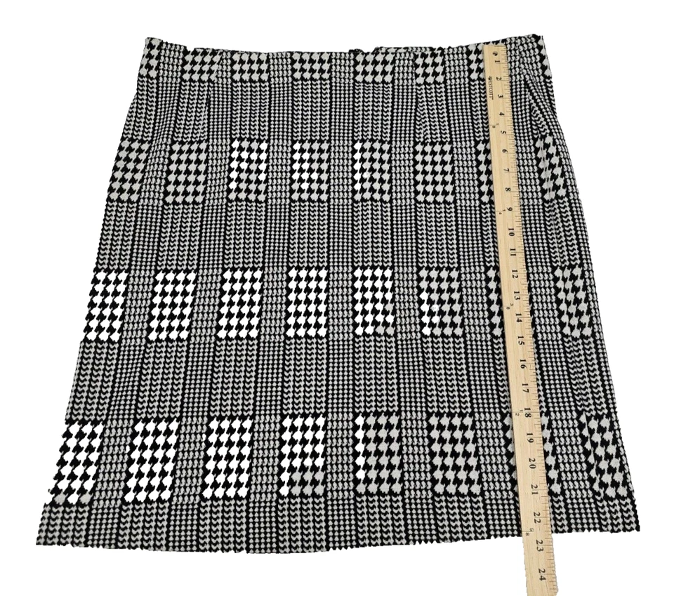 Falda a cuadros para mujer Jaclyn Smith talla XL, línea A blanca y negra Foto 4 de 4