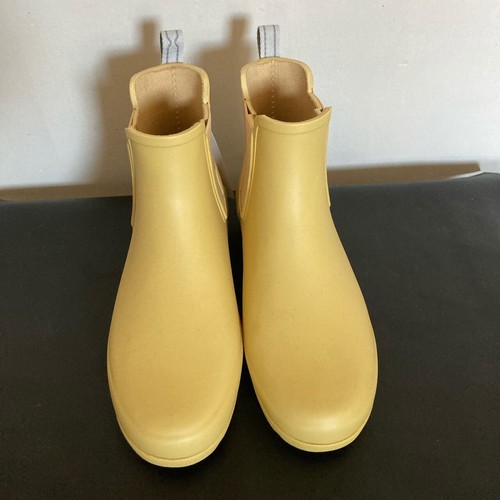 yellow ankle hunter boots